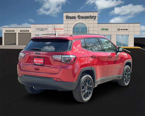 2025 Jeep Compass COMPASS LATITUDE 4X4