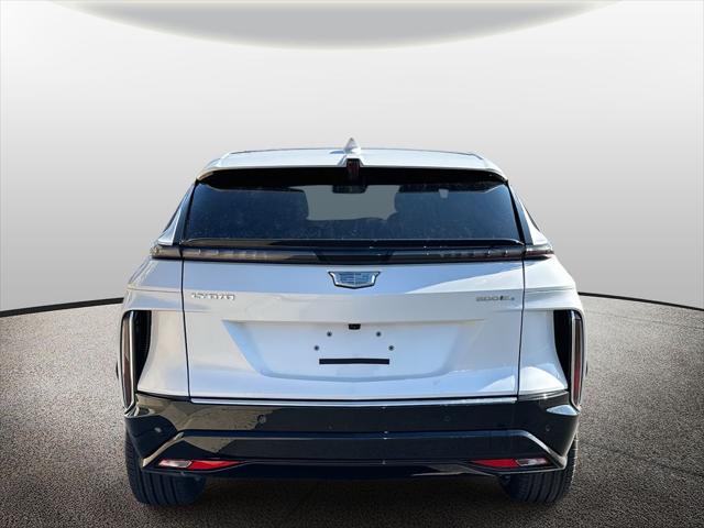 2025 Cadillac iQ Luxury w/1SC