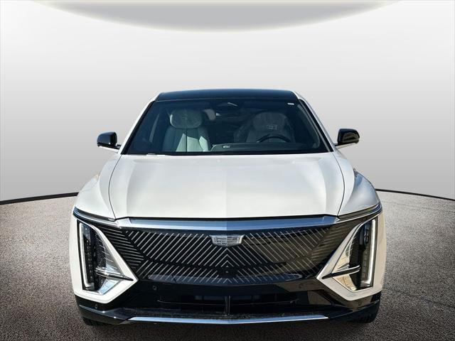 2025 Cadillac iQ Luxury w/1SC