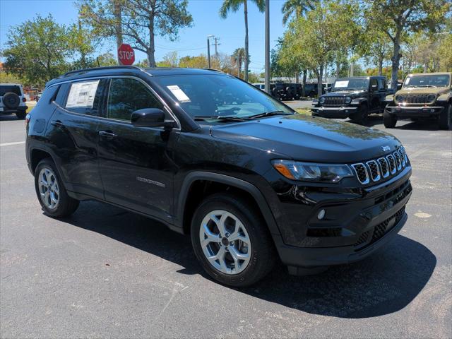 2025 Jeep Compass COMPASS LATITUDE 4X4