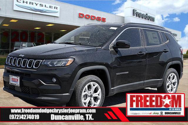 2025 Jeep Compass COMPASS LATITUDE 4X4