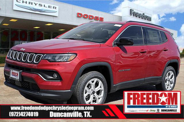 2025 Jeep Compass COMPASS LATITUDE 4X4