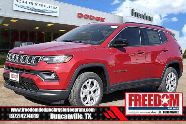 2025 Jeep Compass COMPASS LATITUDE 4X4