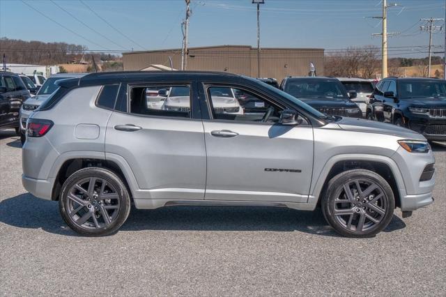 2025 Jeep Compass COMPASS LIMITED 4X4