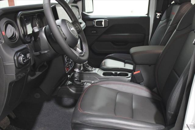 2025 Jeep Gladiator GLADIATOR RUBICON X 4X4