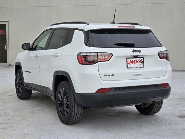 2025 Jeep Compass COMPASS LATITUDE 4X4