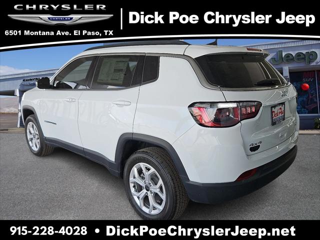 2025 Jeep Compass COMPASS LATITUDE 4X4