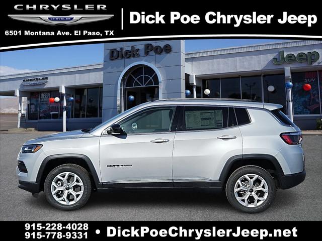 2025 Jeep Compass COMPASS LATITUDE 4X4
