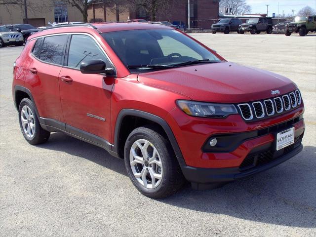2025 Jeep Compass COMPASS LATITUDE 4X4
