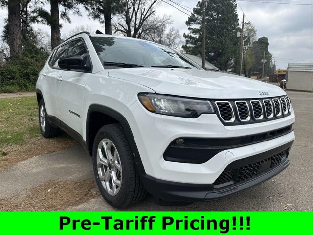 2025 Jeep Compass COMPASS LATITUDE 4X4