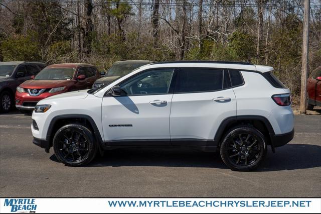 2025 Jeep Compass COMPASS LATITUDE 4X4