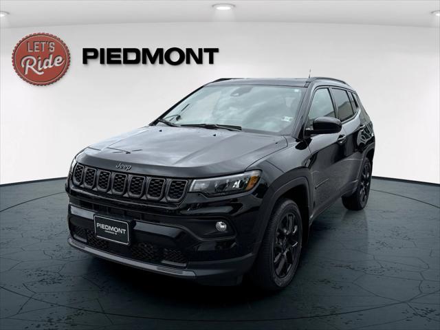 2025 Jeep Compass COMPASS LATITUDE 4X4