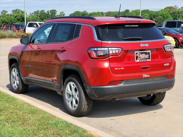 2025 Jeep Compass COMPASS LATITUDE 4X4