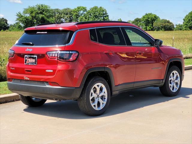 2025 Jeep Compass COMPASS LATITUDE 4X4