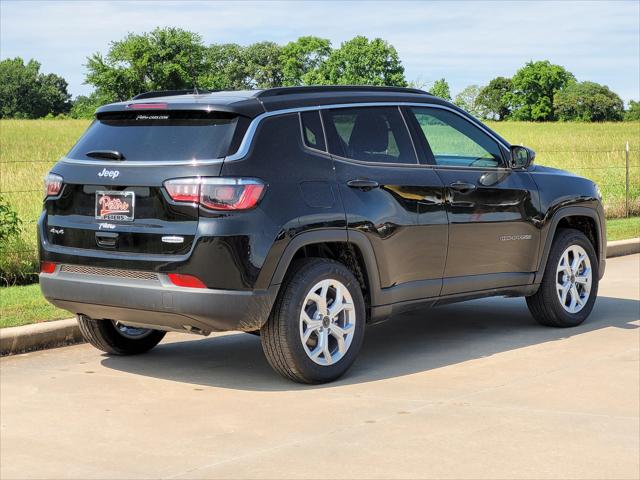 2025 Jeep Compass COMPASS LATITUDE 4X4