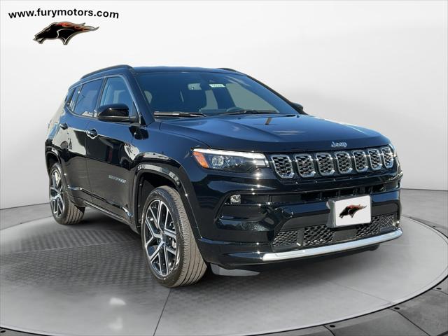 2025 Jeep Compass COMPASS LIMITED 4X4
