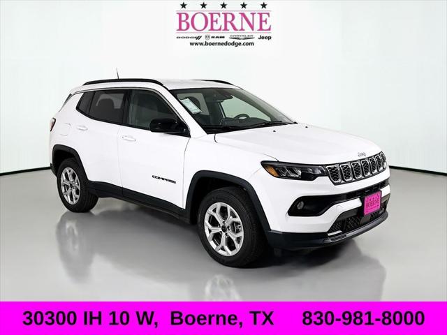 2025 Jeep Compass COMPASS LATITUDE 4X4