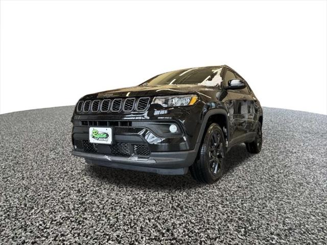 2025 Jeep Compass COMPASS LATITUDE 4X4