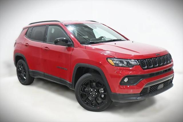 2025 Jeep Compass COMPASS LATITUDE 4X4