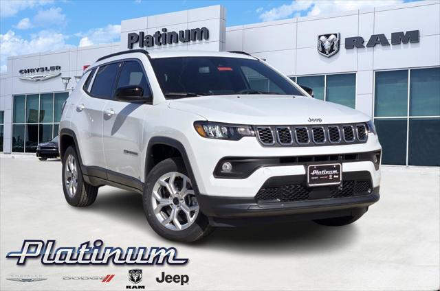 2025 Jeep Compass COMPASS LATITUDE 4X4
