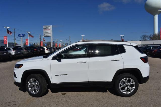 2025 Jeep Compass COMPASS LATITUDE 4X4