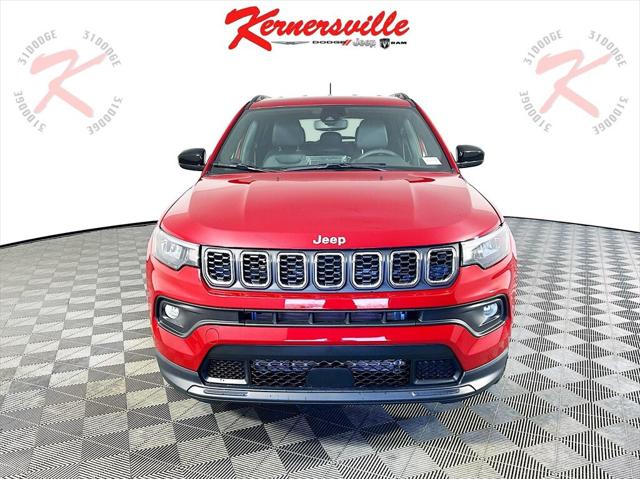 2025 Jeep Compass COMPASS LATITUDE 4X4