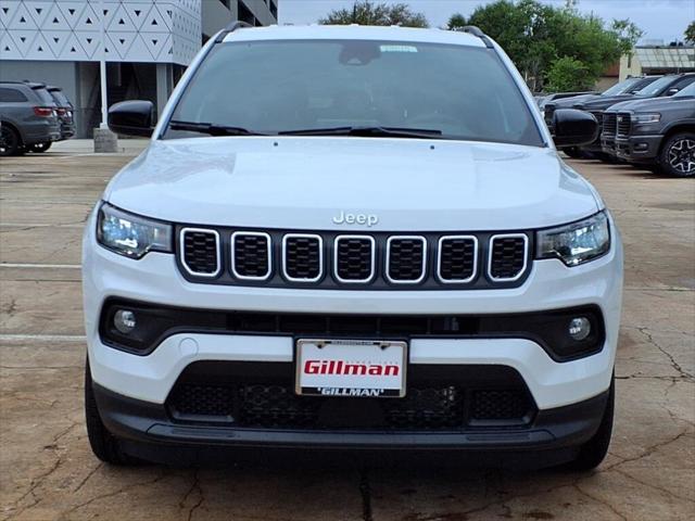 2025 Jeep Compass COMPASS LATITUDE 4X4