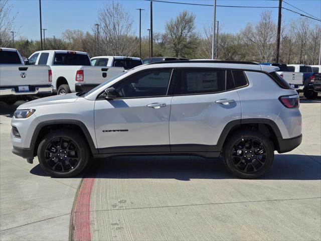 2025 Jeep Compass COMPASS LATITUDE 4X4