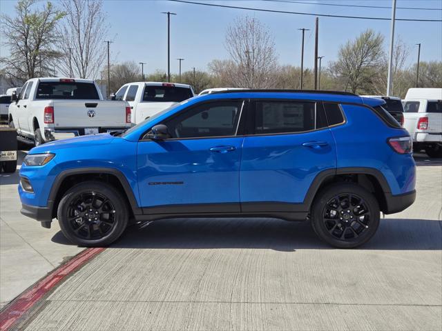 2025 Jeep Compass COMPASS LATITUDE 4X4