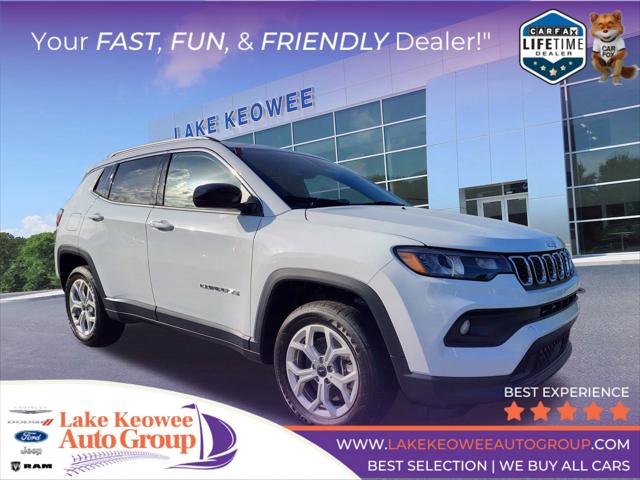 2025 Jeep Compass COMPASS LATITUDE 4X4