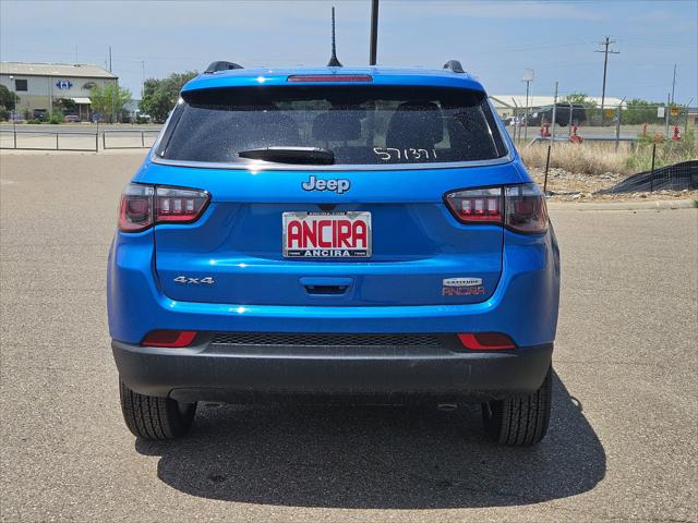 2025 Jeep Compass COMPASS LATITUDE 4X4