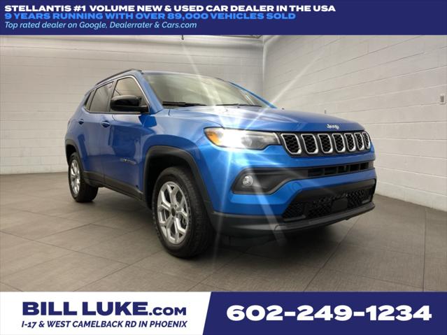 2025 Jeep Compass COMPASS LATITUDE 4X4