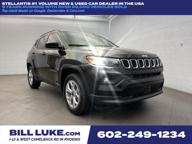 2025 Jeep Compass COMPASS LATITUDE 4X4