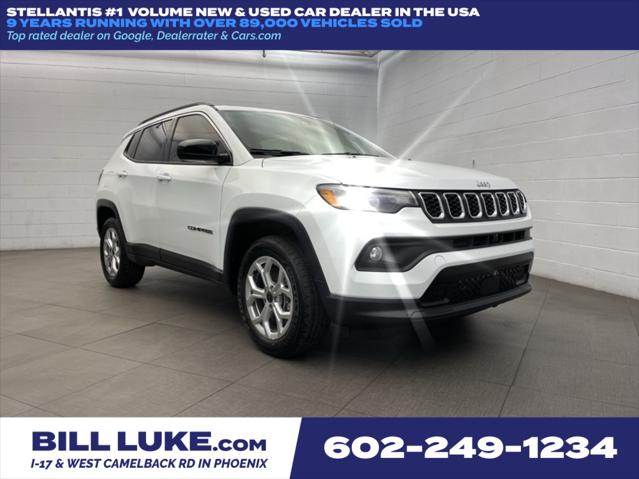 2025 Jeep Compass COMPASS LATITUDE 4X4