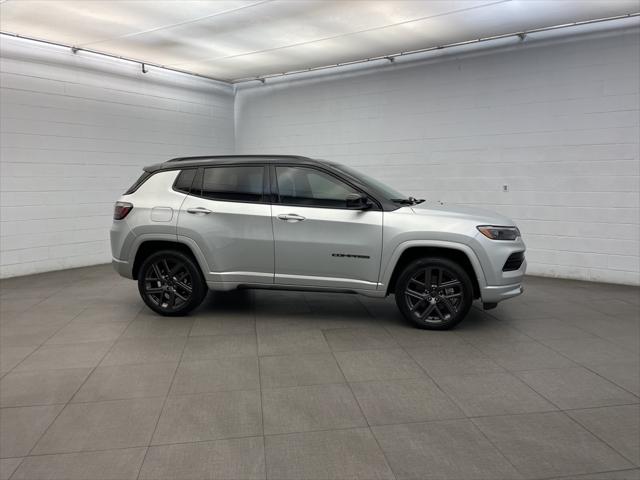 2025 Jeep Compass COMPASS LIMITED 4X4