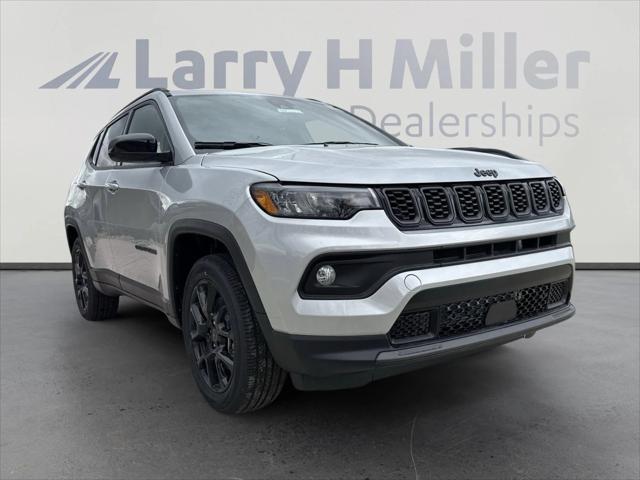 2025 Jeep Compass COMPASS LATITUDE 4X4