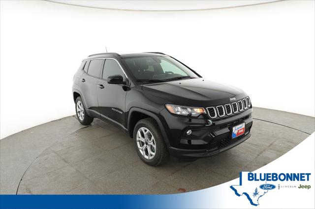 2025 Jeep Compass COMPASS LATITUDE 4X4