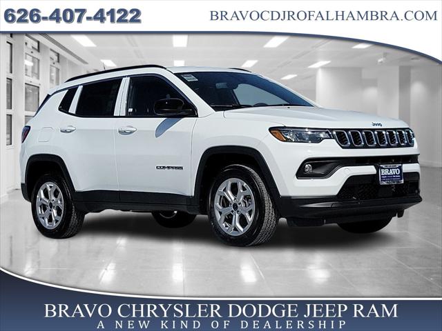 2025 Jeep Compass COMPASS LATITUDE 4X4