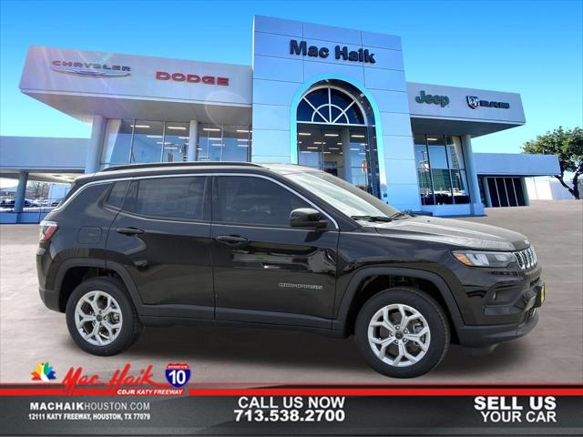 2025 Jeep Compass COMPASS LATITUDE 4X4