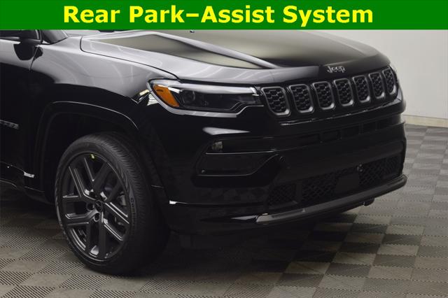 2025 Jeep Compass COMPASS LIMITED 4X4