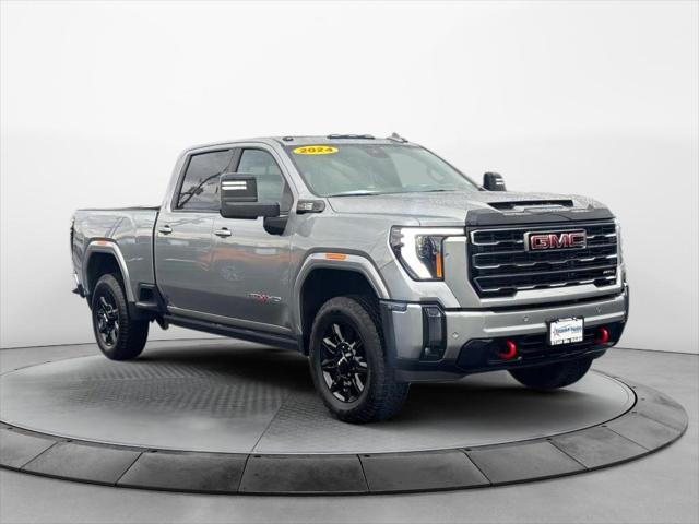 2024 GMC Sierra 2500HD 4WD Crew Cab Standard Bed AT4