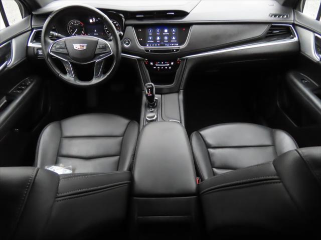 2023 Cadillac XT5 FWD Premium Luxury