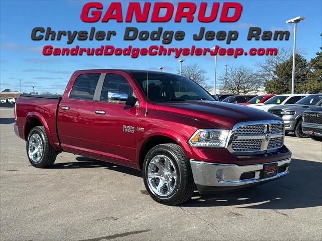 2017 RAM 1500 Laramie Crew Cab 4x4 57 Box