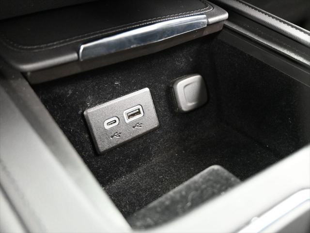 2024 Cadillac XT4 FWD Premium Luxury