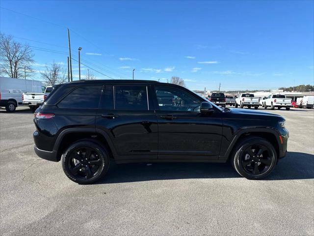 2025 Jeep Grand Cherokee Altitude X 4x4