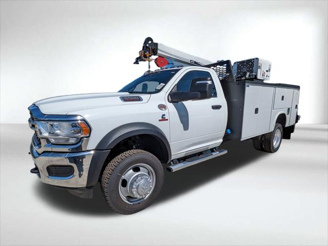 2024 RAM Ram 5500 Chassis Cab RAM 5500 TRADESMAN CHASSIS REGULAR CAB 4X4 84 CA