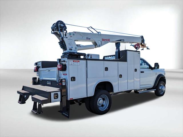 2024 RAM Ram 5500 Chassis Cab RAM 5500 TRADESMAN CHASSIS REGULAR CAB 4X4 84 CA 2024 RAM Ram 5500 Chassis Cab RAM 5500 TRADESMAN CHASSIS REGULAR CAB 4X4 84 CA