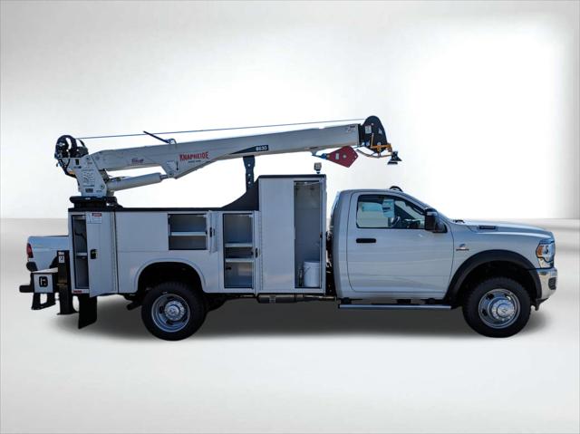 2024 RAM Ram 5500 Chassis Cab RAM 5500 TRADESMAN CHASSIS REGULAR CAB 4X4 84 CA 2024 RAM Ram 5500 Chassis Cab RAM 5500 TRADESMAN CHASSIS REGULAR CAB 4X4 84 CA
