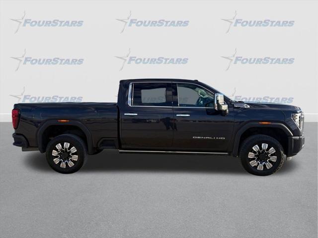 2024 GMC Sierra 2500HD 4WD Crew Cab Standard Bed Denali