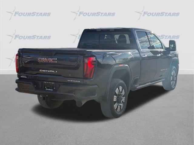 2024 GMC Sierra 2500HD 4WD Crew Cab Standard Bed Denali